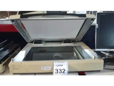 LOTE 332 - 01 SCANNER MODELO F1 6770 MARCA FUJITSU. (NO ESTADO) ATENÇÃO! FAZER A VISITAÇÃO ANTES DE ARREMATAR, NÃO SABEMOS SE FUNCIONA, LEILÃO NÃO TEM GARANTIA E NEM DEVOLUÇÃO, SUJEITO A POSSÍVEIS AVARIAS VISÍVEIS/OCULTAS E/OU AUSÊNCIA DE COMPONENTES.
