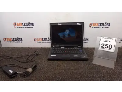 LOTE 250 - 01 NOTEBOOK MARCA LENOVO THINKPAD COM CARREGADOR. (NO ESTADO) ATENÇÃO! FAZER A VISITAÇÃO ANTES DE ARREMATAR, NÃO SABEMOS SE FUNCIONA, LEILÃO NÃO TEM GARANTIA E NEM DEVOLUÇÃO, SUJEITO A POSSÍVEIS AVARIAS VISÍVEIS/OCULTAS E/OU AUSÊNCIA DE COMPONENTES.