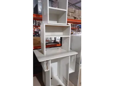 LOTE 306 - 03 RACK DE MADEIRA E 02 MESINHAS. (NO ESTADO) ATENÇÃO! FAZER A VISITAÇÃO ANTES DE ARREMATAR, NÃO SABEMOS SE FUNCIONA, LEILÃO NÃO TEM GARANTIA E NEM DEVOLUÇÃO, SUJEITO A POSSÍVEIS AVARIAS VISÍVEIS/OCULTAS E/OU AUSÊNCIA DE COMPONENTES.