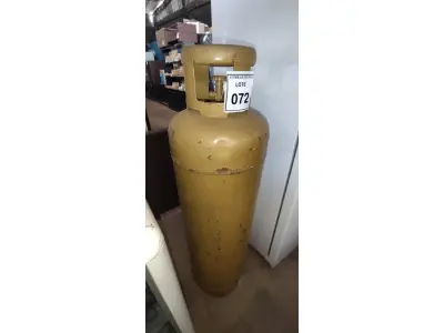 LOTE 072 - 01 BOTIJÃO DE GÁS VAZIO P45. (NO ESTADO EM QUE SE ENCONTRA. SUJEITO A AVARIAS OCULTAS/VISÍVEIS.)