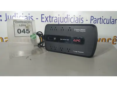 LOTE 045 - 01 NOBREAK BACK APC ES-550. (NO ESTADO EM QUE SE ENCONTRA. SUJEITO A AVARIAS OCULTAS/VISÍVEIS.)