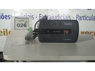 LOTE 026 - 01 NOBREAK UNITS APC POWER SURGE PROTECTOR. (NO ESTADO EM QUE SE ENCONTRA. SUJEITO A AVARIAS OCULTAS/VISÍVEIS.)