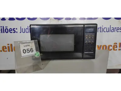 LOTE 056 - 01 MICROONDAS TURNTABLEA 110V V9427T. (NO ESTADO EM QUE SE ENCONTRA. SUJEITO A AVARIAS OCULTAS/VISÍVEIS.)
