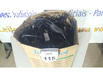 LOTE 115 - 01 LOTE COM FONTES DIVERSAS. (NO ESTADO EM QUE SE ENCONTRA. SUJEITO A AVARIAS OCULTAS/VISÍVEIS.)