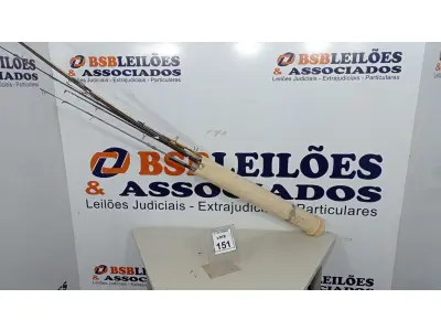 LOTE 151 - 01 LOTE COM VÁRIAS VARAS DE PESCA. (NO ESTADO) ATENÇÃO! FAZER A VISITAÇÃO ANTES DE ARREMATAR, NÃO SABEMOS SE FUNCIONA, LEILÃO NÃO TEM GARANTIA E NEM DEVOLUÇÃO, SUJEITO A POSSÍVEIS AVARIAS VISÍVEIS/OCULTAS E/OU AUSÊNCIA DE COMPONENTES.