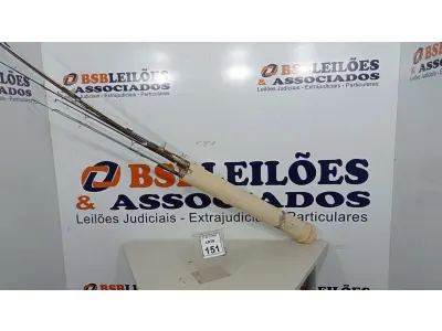 LOTE 151 - 01 LOTE COM VÁRIAS VARAS DE PESCA. (NO ESTADO) ATENÇÃO! FAZER A VISITAÇÃO ANTES DE ARREMATAR, NÃO SABEMOS SE FUNCIONA, LEILÃO NÃO TEM GARANTIA E NEM DEVOLUÇÃO, SUJEITO A POSSÍVEIS AVARIAS VISÍVEIS/OCULTAS E/OU AUSÊNCIA DE COMPONENTES.