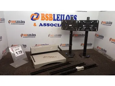 LOTE 129 - 02 SUPORTES PARA TV E 01 PERFURADOR DE PAPEL. (NO ESTADO) ATENÇÃO! FAZER A VISITAÇÃO ANTES DE ARREMATAR, NÃO SABEMOS SE FUNCIONA, LEILÃO NÃO TEM GARANTIA E NEM DEVOLUÇÃO, SUJEITO A POSSÍVEIS AVARIAS VISÍVEIS/OCULTAS E/OU AUSÊNCIA DE COMPONENTES.