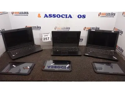 LOTE 257 - 03 NOTEBOOKS MARCA POSITIVO E 03 TABLETS MARCA POSITIVO. (NO ESTADO) ATENÇÃO! FAZER A VISITAÇÃO ANTES DE ARREMATAR, NÃO SABEMOS SE FUNCIONA, LEILÃO NÃO TEM GARANTIA E NEM DEVOLUÇÃO, SUJEITO A POSSÍVEIS AVARIAS VISÍVEIS/OCULTAS E/OU AUSÊNCIA DE COMPONENTES.