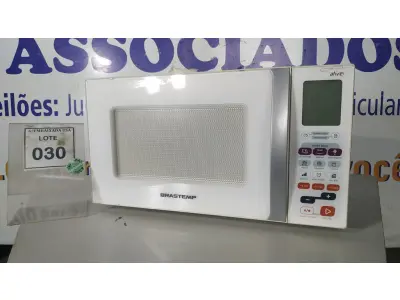 LOTE 030 - 01 MICRO-ONDAS BRASTEMP 127VOLTS.. (NO ESTADO EM QUE SE ENCONTRA. SUJEITO A AVARIAS OCULTAS/VISÍVEIS.) BF8463G