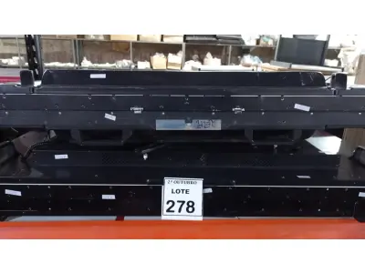 LOTE 278 - 04 PAINÉIS DE PROPAGANDA. (NO ESTADO) ATENÇÃO! FAZER A VISITAÇÃO ANTES DE ARREMATAR, NÃO SABEMOS SE FUNCIONA, LEILÃO NÃO TEM GARANTIA E NEM DEVOLUÇÃO, SUJEITO A POSSÍVEIS AVARIAS VISÍVEIS/OCULTAS E/OU AUSÊNCIA DE COMPONENTES.