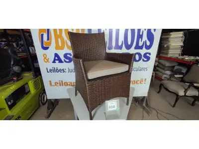 LOTE 058 - 01 CADEIRA DE JARDIM. (NO ESTADO EM QUE SE ENCONTRA. SUJEITO A AVARIAS OCULTAS/VISÍVEIS.) BH1641G