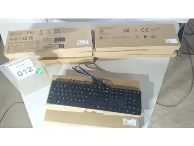 LOTE 012 - 10 TECLADOS DE COMPUTADOR. (NO ESTADO EM QUE SE ENCONTRA. SUJEITO A AVARIAS OCULTAS/VISÍVEIS.)