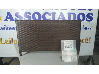 LOTE 043 - 01 MESA DE CENTRO DE JARDIM. (NO ESTADO EM QUE SE ENCONTRA. SUJEITO A AVARIAS OCULTAS/VISÍVEIS.) BH1653T
