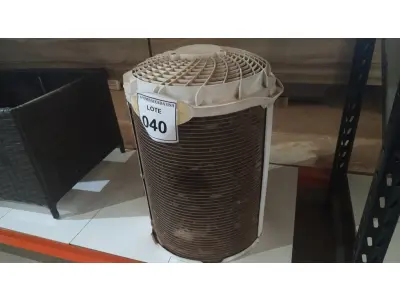 LOTE 040 - 01 CONDENSADOURA SPRINGER 12.000BTUS. (NO ESTADO EM QUE SE ENCONTRA. SUJEITO A AVARIAS OCULTAS/VISÍVEIS.)