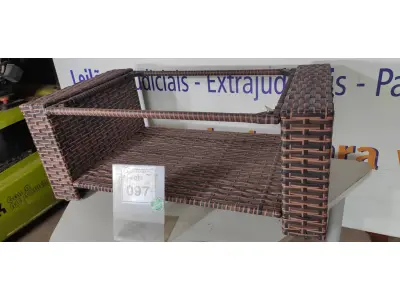 LOTE 097 - 01 MESA DE CENTRO DE JARDIM. (NO ESTADO EM QUE SE ENCONTRA. SUJEITO A AVARIAS OCULTAS/VISÍVEIS.) BH1681T/ BF8670G