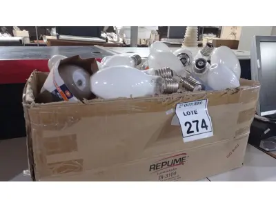 LOTE 274 - 01 LOTE COM GRANDE QUANTIDADE DE LÂMPADAS. (NO ESTADO) ATENÇÃO! FAZER A VISITAÇÃO ANTES DE ARREMATAR, NÃO SABEMOS SE FUNCIONA, LEILÃO NÃO TEM GARANTIA E NEM DEVOLUÇÃO, SUJEITO A POSSÍVEIS AVARIAS VISÍVEIS/OCULTAS E/OU AUSÊNCIA DE COMPONENTES.