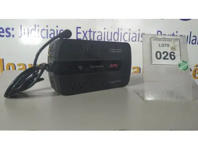 LOTE 026 - 01 NOBREAK UNITS APC POWER SURGE PROTECTOR. (NO ESTADO EM QUE SE ENCONTRA. SUJEITO A AVARIAS OCULTAS/VISÍVEIS.)