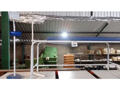 LOTE 298 - 01 MACA, 01 SUPORTE DE SORO E 01 APOIO DE BRAÇO. (NO ESTADO) ATENÇÃO! FAZER A VISITAÇÃO ANTES DE ARREMATAR, NÃO SABEMOS SE FUNCIONA, LEILÃO NÃO TEM GARANTIA E NEM DEVOLUÇÃO, SUJEITO A POSSÍVEIS AVARIAS VISÍVEIS/OCULTAS E/OU AUSÊNCIA DE COMPONENTES.