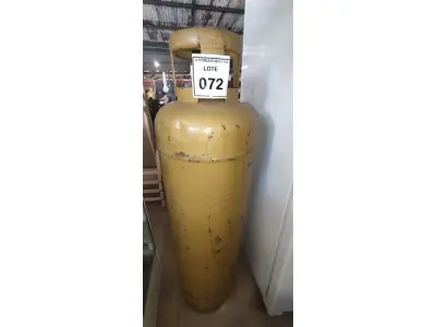 LOTE 072 - 01 BOTIJÃO DE GÁS VAZIO P45. (NO ESTADO EM QUE SE ENCONTRA. SUJEITO A AVARIAS OCULTAS/VISÍVEIS.)