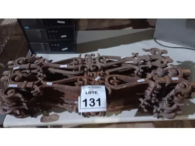 LOTE 131 - 19 BALAÚSTRES DE FERRO FUNDIDO. (NO ESTADO) ATENÇÃO! FAZER A VISITAÇÃO ANTES DE ARREMATAR, NÃO SABEMOS SE FUNCIONA, LEILÃO NÃO TEM GARANTIA E NEM DEVOLUÇÃO, SUJEITO A POSSÍVEIS AVARIAS VISÍVEIS/OCULTAS E/OU AUSÊNCIA DE COMPONENTES.