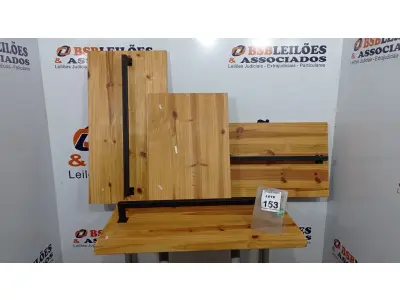 LOTE 153 - 03 TÁBUAS DE MADEIRA COM FERRO FIXO DE 0,97X050 CM E 01 TÁBUA DE MADEIRA DE 0,50X0,67 CM. (NO ESTADO) ATENÇÃO! FAZER A VISITAÇÃO ANTES DE ARREMATAR, NÃO SABEMOS SE FUNCIONA, LEILÃO NÃO TEM GARANTIA E NEM DEVOLUÇÃO, SUJEITO A POSSÍVEIS AVARIAS VISÍVEIS/OCULTAS E/OU AUSÊNCIA DE COMPONENTES.