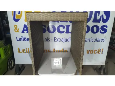 LOTE 119 - 01 MESA DE JARDIM. (NO ESTADO EM QUE SE ENCONTRA. SUJEITO A AVARIAS OCULTAS/VISÍVEIS.) BH1542A