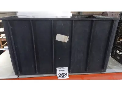 LOTE 268 - 01 BÁU DE PLÁSTICO DE APROXIMADAMENTE 0,86X0,56X0,0,46 CM, 01 CAIXA DE PLÁSTICO E 02 LIXEIRAS. (NO ESTADO) ATENÇÃO! FAZER A VISITAÇÃO ANTES DE ARREMATAR, NÃO SABEMOS SE FUNCIONA, LEILÃO NÃO TEM GARANTIA E NEM DEVOLUÇÃO, SUJEITO A POSSÍVEIS AVARIAS VISÍVEIS/OCULTAS E/OU AUSÊNCIA DE COMPONENTES.