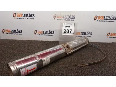 LOTE 287 - 01 BOMBA SUBMERSA. (NO ESTADO) ATENÇÃO! FAZER A VISITAÇÃO ANTES DE ARREMATAR, NÃO SABEMOS SE FUNCIONA, LEILÃO NÃO TEM GARANTIA E NEM DEVOLUÇÃO, SUJEITO A POSSÍVEIS AVARIAS VISÍVEIS/OCULTAS E/OU AUSÊNCIA DE COMPONENTES.