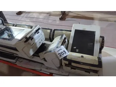 LOTE 203 - 10 SCANNERS MARCA FUJITSU. (NO ESTADO) ATENÇÃO! FAZER A VISITAÇÃO ANTES DE ARREMATAR, NÃO SABEMOS SE FUNCIONA, LEILÃO NÃO TEM GARANTIA E NEM DEVOLUÇÃO, SUJEITO A POSSÍVEIS AVARIAS VISÍVEIS/OCULTAS E/OU AUSÊNCIA DE COMPONENTES.