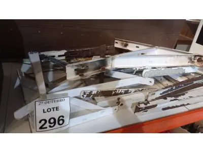 LOTE 296 - 15 CANTONEIRAS DE TAMANHOS DIVERSOS. (NO ESTADO) ATENÇÃO! FAZER A VISITAÇÃO ANTES DE ARREMATAR, NÃO SABEMOS SE FUNCIONA, LEILÃO NÃO TEM GARANTIA E NEM DEVOLUÇÃO, SUJEITO A POSSÍVEIS AVARIAS VISÍVEIS/OCULTAS E/OU AUSÊNCIA DE COMPONENTES.