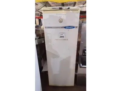 LOTE 299 - 01 CÂMARA DE GERMINAÇÃO MODELO TE-401 MARCA TECNAL. (NO ESTADO) ATENÇÃO! FAZER A VISITAÇÃO ANTES DE ARREMATAR, NÃO SABEMOS SE FUNCIONA, LEILÃO NÃO TEM GARANTIA E NEM DEVOLUÇÃO, SUJEITO A POSSÍVEIS AVARIAS VISÍVEIS/OCULTAS E/OU AUSÊNCIA DE COMPONENTES.