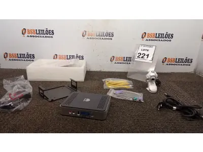 LOTE 221 - 01 MINI CPU COM CABOS WEB CAM. (NO ESTADO) ATENÇÃO! FAZER A VISITAÇÃO ANTES DE ARREMATAR, NÃO SABEMOS SE FUNCIONA, LEILÃO NÃO TEM GARANTIA E NEM DEVOLUÇÃO, SUJEITO A POSSÍVEIS AVARIAS VISÍVEIS/OCULTAS E/OU AUSÊNCIA DE COMPONENTES.