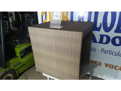 LOTE 119 - 01 MESA DE JARDIM. (NO ESTADO EM QUE SE ENCONTRA. SUJEITO A AVARIAS OCULTAS/VISÍVEIS.) BH1542A