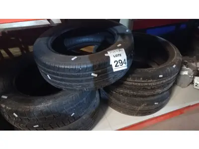 LOTE 294 - 05 PNEUS DE MEDIDAS DIVERSOS. (NO ESTADO) ATENÇÃO! FAZER A VISITAÇÃO ANTES DE ARREMATAR, NÃO SABEMOS SE FUNCIONA, LEILÃO NÃO TEM GARANTIA E NEM DEVOLUÇÃO, SUJEITO A POSSÍVEIS AVARIAS VISÍVEIS/OCULTAS E/OU AUSÊNCIA DE COMPONENTES.