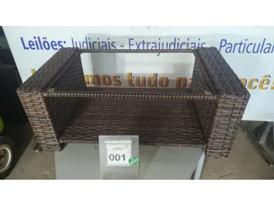 LOTE 001 - 01 MESA DE CENTRO DE JARDIM. (NO ESTADO EM QUE SE ENCONTRA. SUJEITO A AVARIAS OCULTAS/VISÍVEIS.) BH1484T