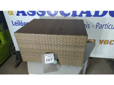 LOTE 107 - 01 MESA DE CENTRO DE JARDIM. (NO ESTADO EM QUE SE ENCONTRA. SUJEITO A AVARIAS OCULTAS/VISÍVEIS.) BH1517M