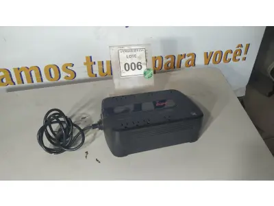 LOTE 006 - 01 NOBREAK UNITS APC POWER SURGE PROTECTOR. (NO ESTADO EM QUE SE ENCONTRA. SUJEITO A AVARIAS OCULTAS/VISÍVEIS.)