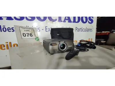 LOTE 076 - 01 PROJETOR INFOCUS LP290 COM BOLSA. (NO ESTADO EM QUE SE ENCONTRA. SUJEITO A AVARIAS OCULTAS/VISÍVEIS.) CS560027