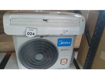 LOTE 024 - 01 AR CONDICIONADO MIDEA INVETER 12.000 BTUS. (NO ESTADO EM QUE SE ENCONTRA. SUJEITO A AVARIAS OCULTAS/VISÍVEIS.) BF8541P