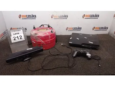 LOTE 212 - 01 PLAY STATIOS 3, 01 JOYSTICK, 01 KINECT DE XBOX E 01 INFLADOR DE BALÕES. (NO ESTADO) ATENÇÃO! FAZER A VISITAÇÃO ANTES DE ARREMATAR, NÃO SABEMOS SE FUNCIONA, LEILÃO NÃO TEM GARANTIA E NEM DEVOLUÇÃO, SUJEITO A POSSÍVEIS AVARIAS VISÍVEIS/OCULTAS E/OU AUSÊNCIA DE COMPONENTES.