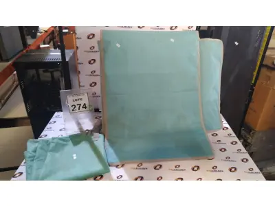 LOTE 274 - 02 ESPREGUIÇADEIRAS PORTÁTEIS. (NO ESTADO) ATENÇÃO! FAZER A VISITAÇÃO ANTES DE ARREMATAR, NÃO SABEMOS SE FUNCIONA, LEILÃO NÃO TEM GARANTIA E NEM DEVOLUÇÃO, SUJEITO A POSSÍVEIS AVARIAS VISÍVEIS/OCULTAS E/OU AUSÊNCIA DE COMPONENTES.