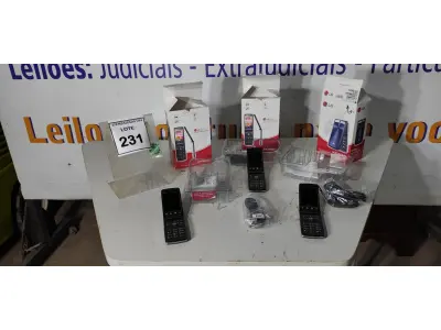 LOTE 231 - 03 LG KF300C BLACK. (NO ESTADO EM QUE SE ENCONTRA. SUJEITO A AVARIAS OCULTAS/VISÍVEIS.) 809BSP6412616, 809BSRK412518, 809BSUF412726