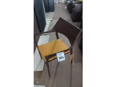 LOTE 304 - 01 CADEIRA DE JARDIM. (NO ESTADO EM QUE SE ENCONTRA. SUJEITO A AVARIAS OCULTAS/VISÍVEIS.) BH1588R