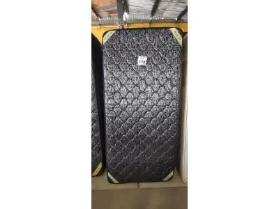 LOTE 172 - 01 COLCHÃO SOLTEIRO COM BASE 1,88CM X  0,88CM. (NO ESTADO EM QUE SE ENCONTRA. SUJEITO A AVARIAS OCULTAS/VISÍVEIS.) AU2194S