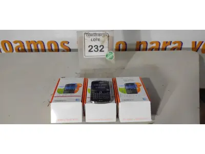 LOTE 232 - 03 BLACKBERRY BOLD 9900. (NO ESTADO EM QUE SE ENCONTRA. SUJEITO A AVARIAS OCULTAS/VISÍVEIS.) CS671308, CS671315, CS831097