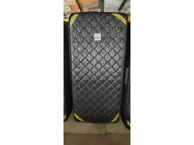 LOTE 173 - 01 COLCHÃO SOLTEIRO COM BASE 1,88CM X 0,88CM. (NO ESTADO EM QUE SE ENCONTRA. SUJEITO A AVARIAS OCULTAS/VISÍVEIS.) BJ7222L