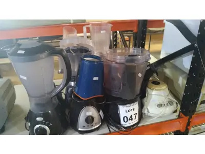 LOTE 047 - 01 LOTE COM VÁRIOS MOTORES DE LIQUIDIFICADORES, COPOS E PROCESSADOR DE ALIMENTOS. (NO ESTADO) ATENÇÃO! FAZER A VISITAÇÃO ANTES DE ARREMATAR, NÃO SABEMOS SE FUNCIONA, LEILÃO NÃO TEM GARANTIA E NEM DEVOLUÇÃO, SUJEITO A POSSÍVEIS AVARIAS VISÍVEIS/OCULTAS E/OU AUSÊNCIA DE COMPONENTES.