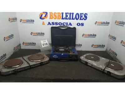 LOTE 016 - 03 FOGÕES ELÉTRICOS PORTÁTEIS MARCAS E MODELOS DIVERSOS. (NO ESTADO) ATENÇÃO! FAZER A VISITAÇÃO ANTES DE ARREMATAR, NÃO SABEMOS SE FUNCIONA, LEILÃO NÃO TEM GARANTIA E NEM DEVOLUÇÃO, SUJEITO A POSSÍVEIS AVARIAS VISÍVEIS/OCULTAS E/OU AUSÊNCIA DE COMPONENTES.