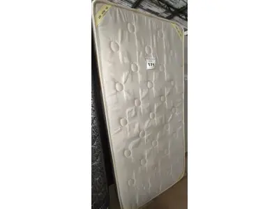 LOTE 171 - 01 COLCHÃO SOLTEIRO COM BASE 1,88CM X 0,88CM. (NO ESTADO EM QUE SE ENCONTRA. SUJEITO A AVARIAS OCULTAS/VISÍVEIS.) BJ6977E