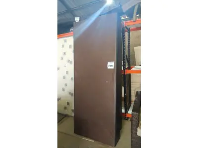 LOTE 259 - 02 BASES DE CAMA DE CASAL COURINO PRETO E MARROM 1,98CM X 1,58CM. (NO ESTADO EM QUE SE ENCONTRA. SUJEITO A AVARIAS OCULTAS/VISÍVEIS.)